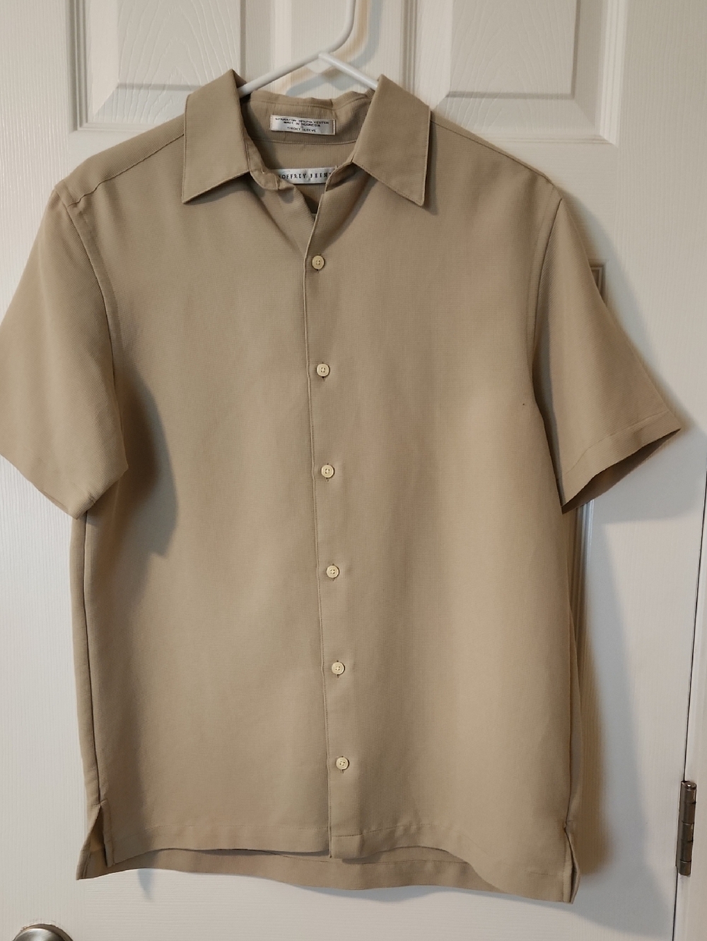 Geoffrey Beene Short-Sleeve Button-Down Shirt in Khaki